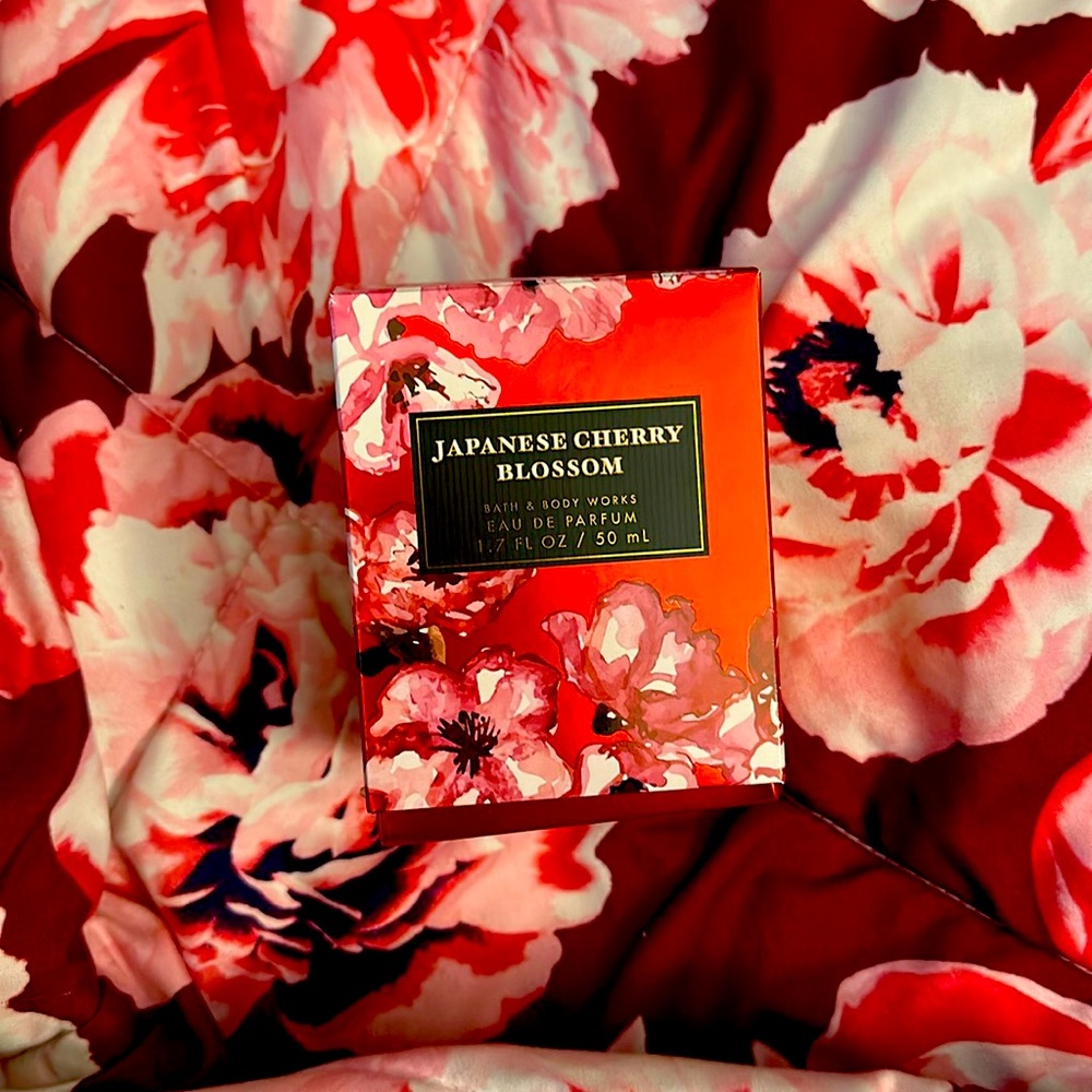 Japanese cherry blossom perfumer